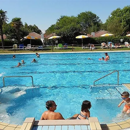 Bungalow Los Nidos Classic Resort